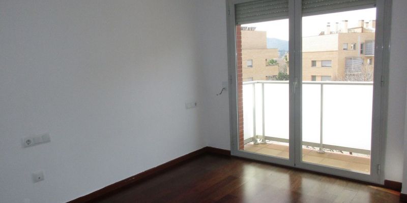 L'habitació principal rep molta llum exterior FOTO: Cedida 