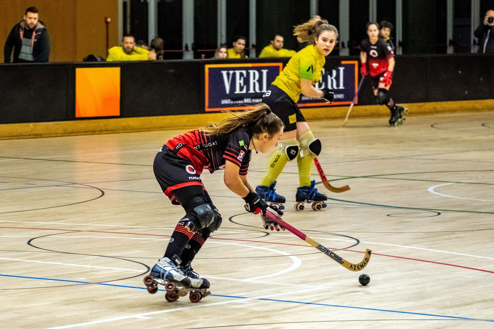 Partit de lliga d'hoquei patins femení: PHC Sant Cugat-CP Vila-sana. FOTO: Ale Gómez