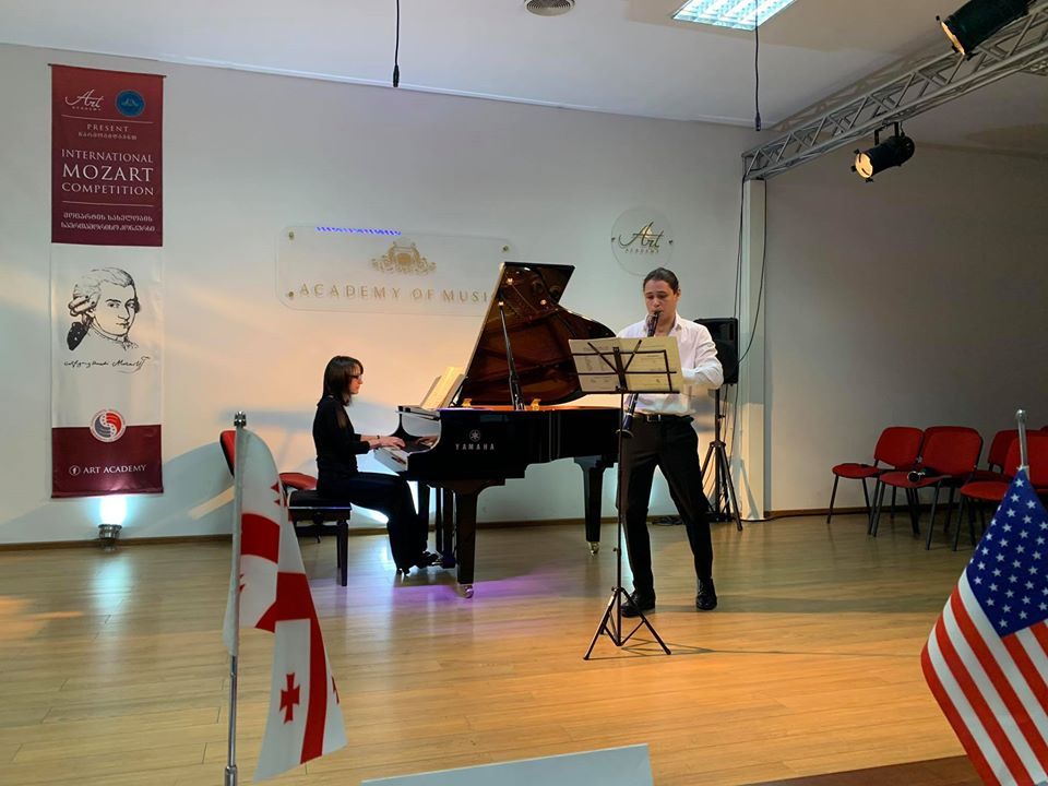 El jove santcugatenc de 17 anys a la Mozart Competition. FOTO: Cedida
