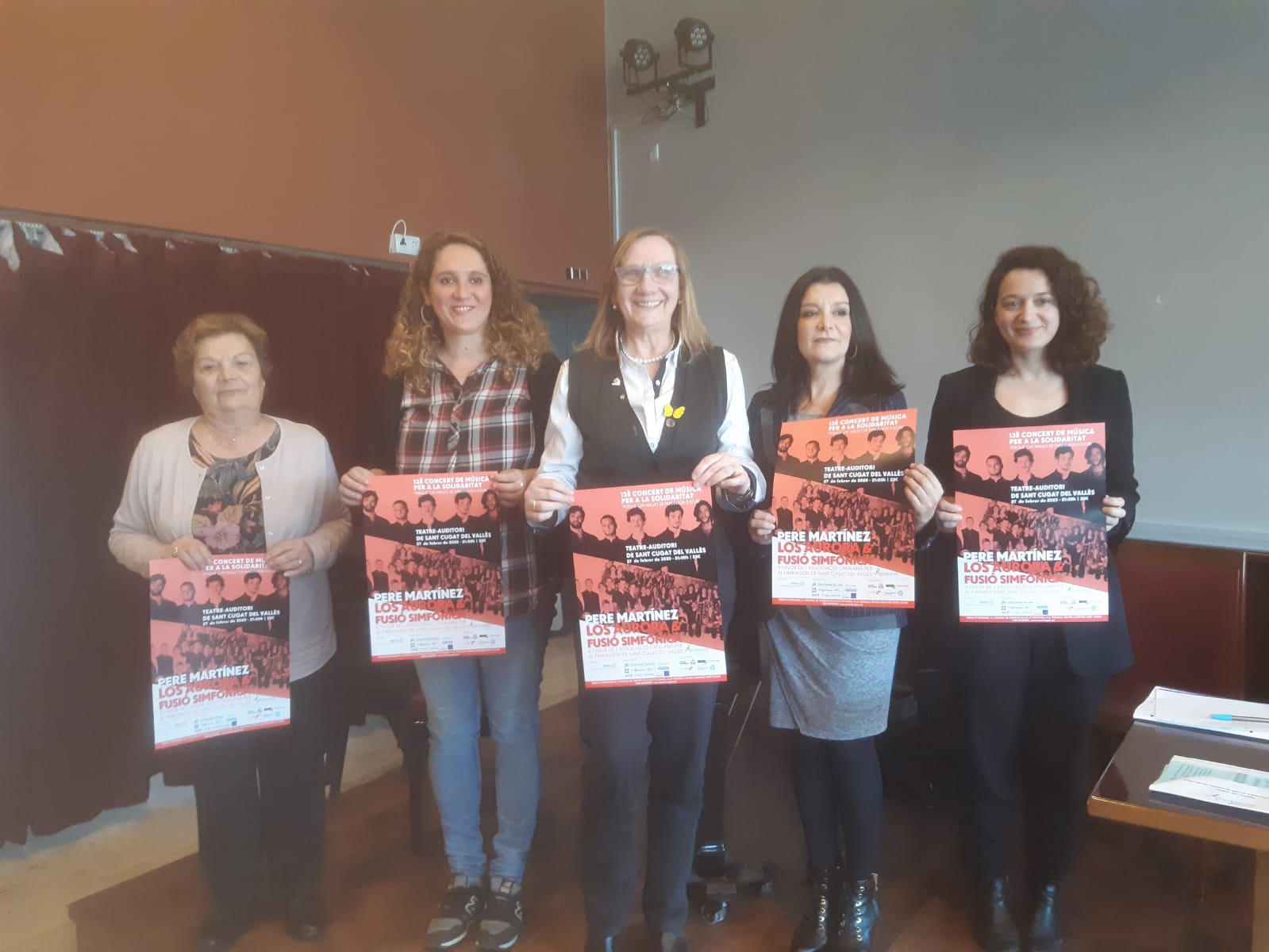 D'esquerra a dreta: Mercè Buscallà, Núria Gibert, Montse Moral, Gemma Navarra i Cinzia Vernier. FOTO: Ferran Mitjà