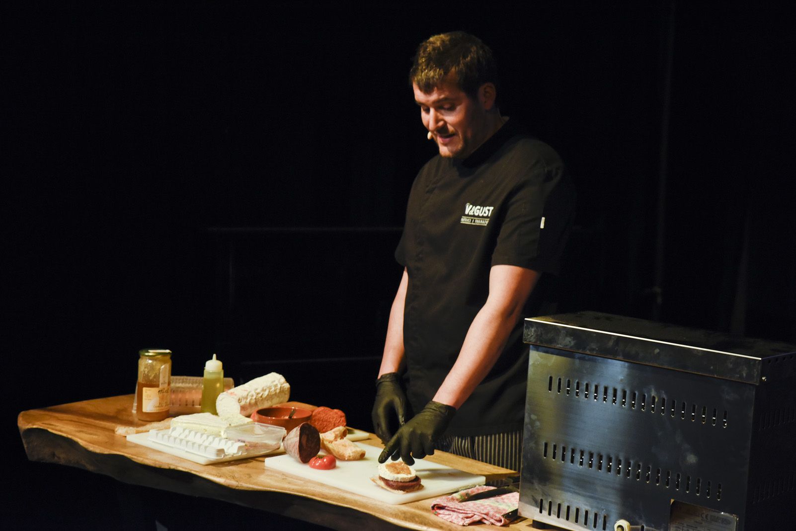 Presentació 8 revista Món Sant Cugat. Foto: Bernat Millet.