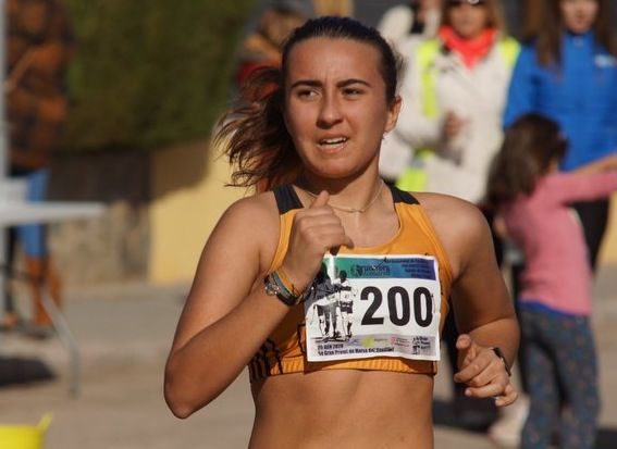 Noa Rodríguez, del Club Muntanyenc Sant Cugat, campiona de Catalunya de marxa en ruta individual. FOTO: Twitter rafa_rodib