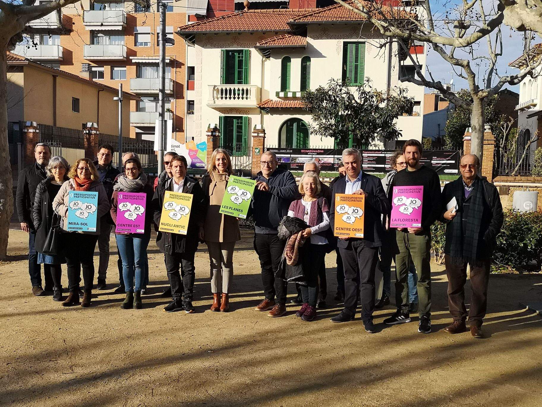 Representants polítics i veïnals de Sant Cugat, presentant els Pressupostos Participatius FOTO: Ajuntament Sant Cugat