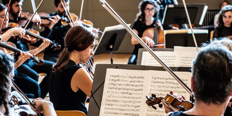 Concert "El violí com a solista" a l'Escola Municipal de Música i el Conservatori Victòria dels Àngels. FOTO: Ale Gómez