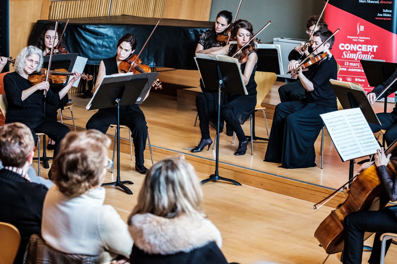 Concert de l'Orquestra de Cambra amb Júlia Ann Dubuclet. FOTO: Ale Gómez