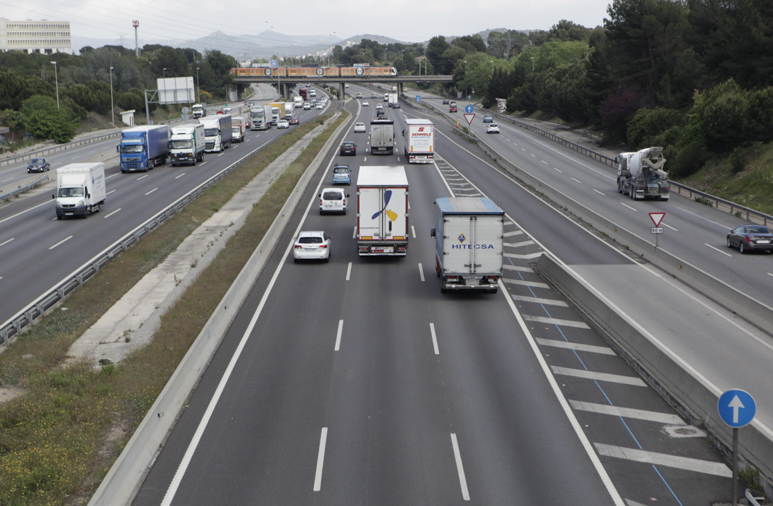 L'AP-7 en el seu pas per Sant Cugat del Vallès FOTO: Artur Ribera