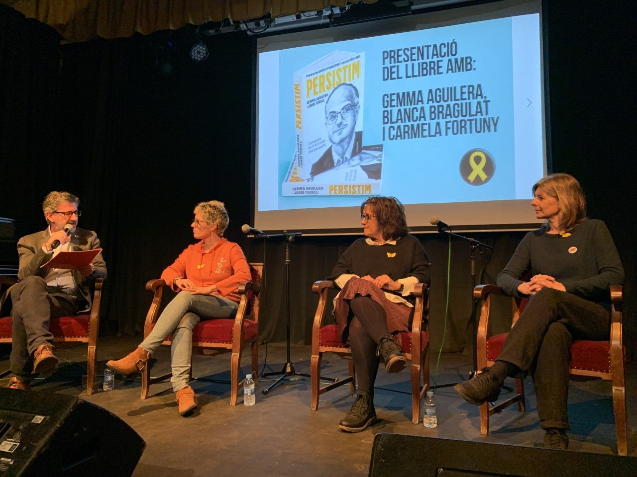 Presentació del llibre: Josep Maria Vallès, Gemma Aguilera, Blanca Bragulat i Carmela Fortuny. FOTO: TOT Sant Cugat