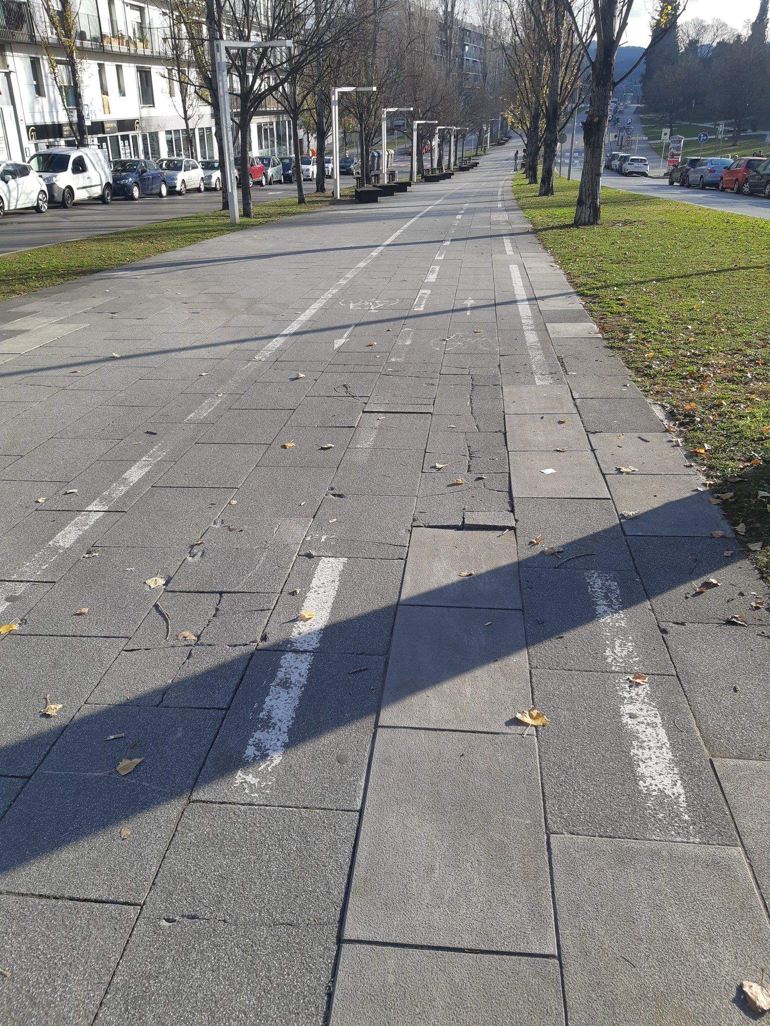 sant cugat carril bici mal estat