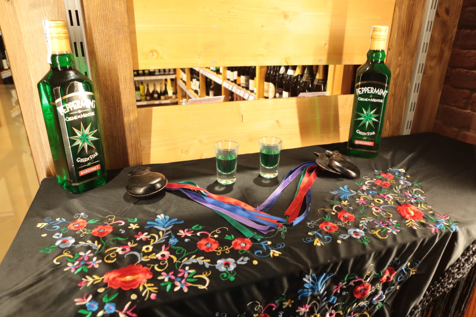 Concurs d'aparadors de Carnaval: Cal Caballu. FOTO: Artur Ribera