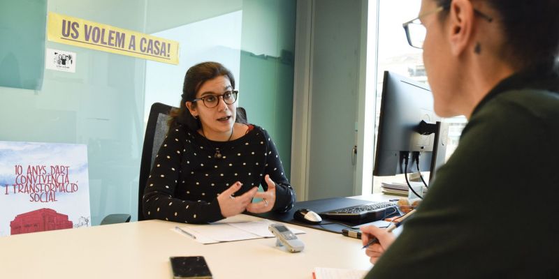 Madrona rebia el TOT Sant Cugat al seu despatx. FOTO: Bernat Millet