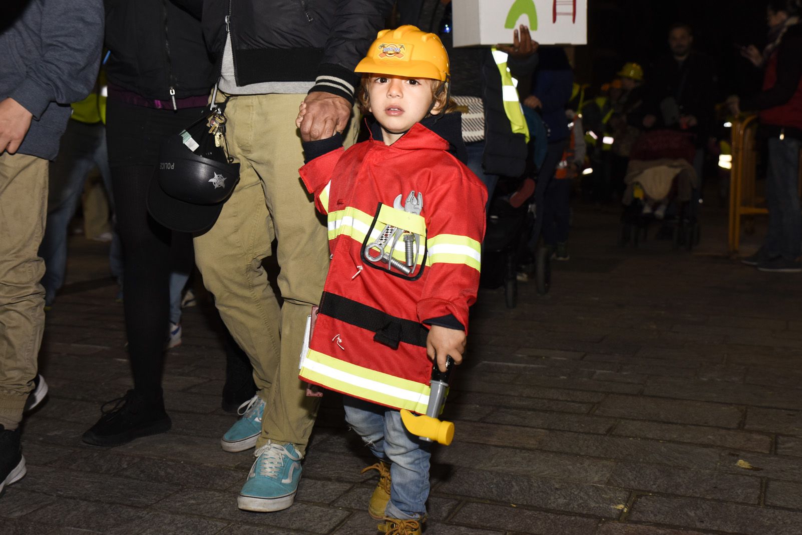 Rua de comparses infantil i adults de Carnaval. Foto: Bernat Millet.