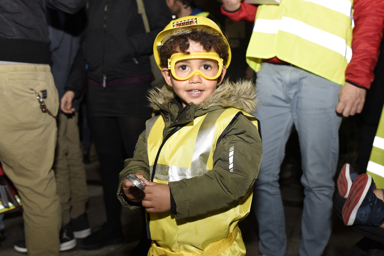 Rua de comparses infantil i adults de Carnaval. Foto: Bernat Millet.