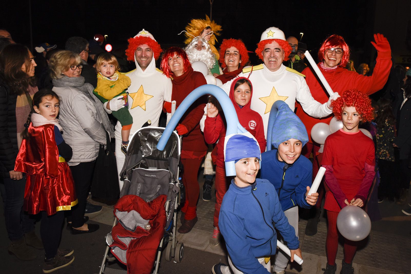 Rua de comparses infantil i adults de Carnaval. Foto: Bernat Millet.