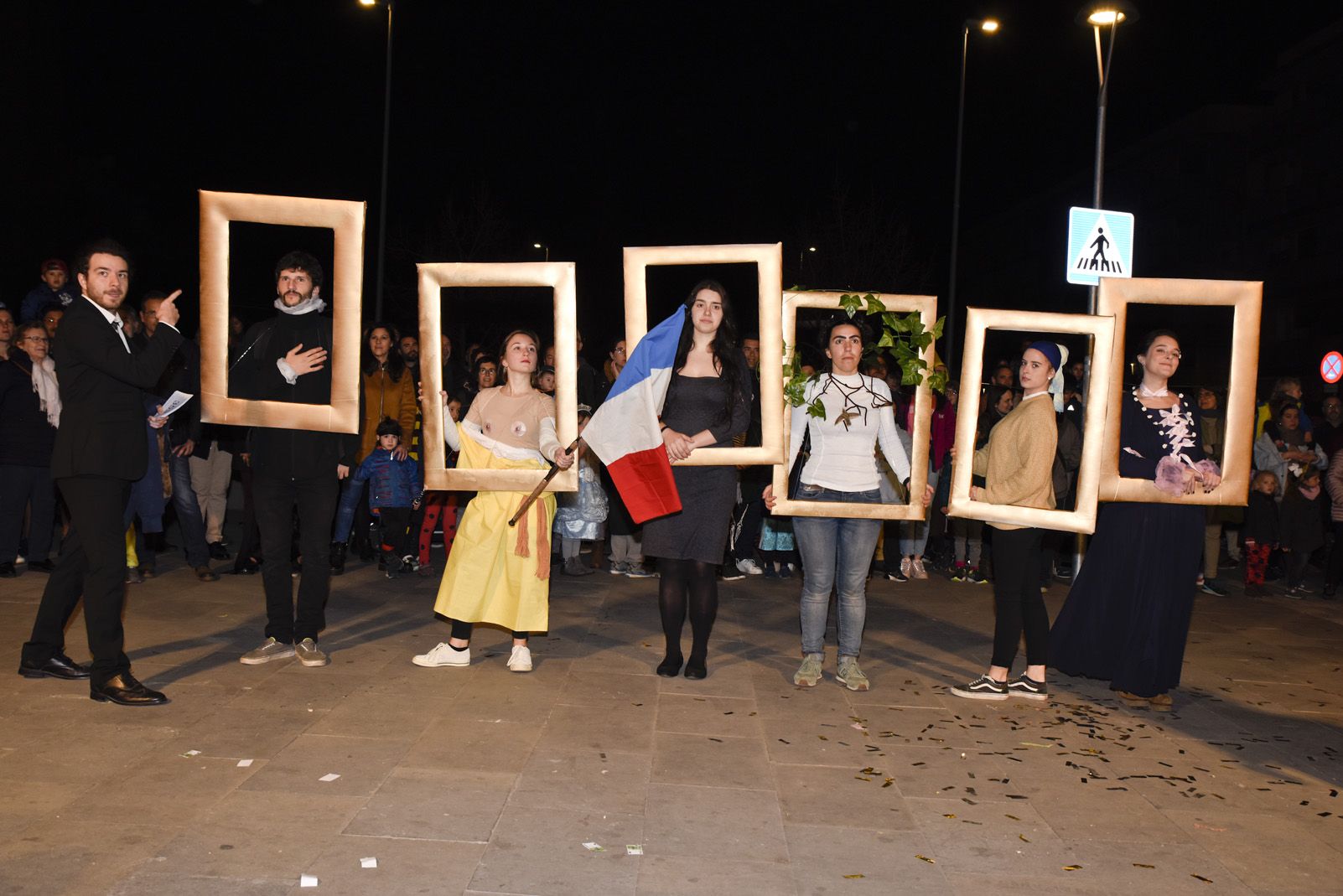 Rua de comparses infantil i adults de Carnaval. Foto: Bernat Millet.