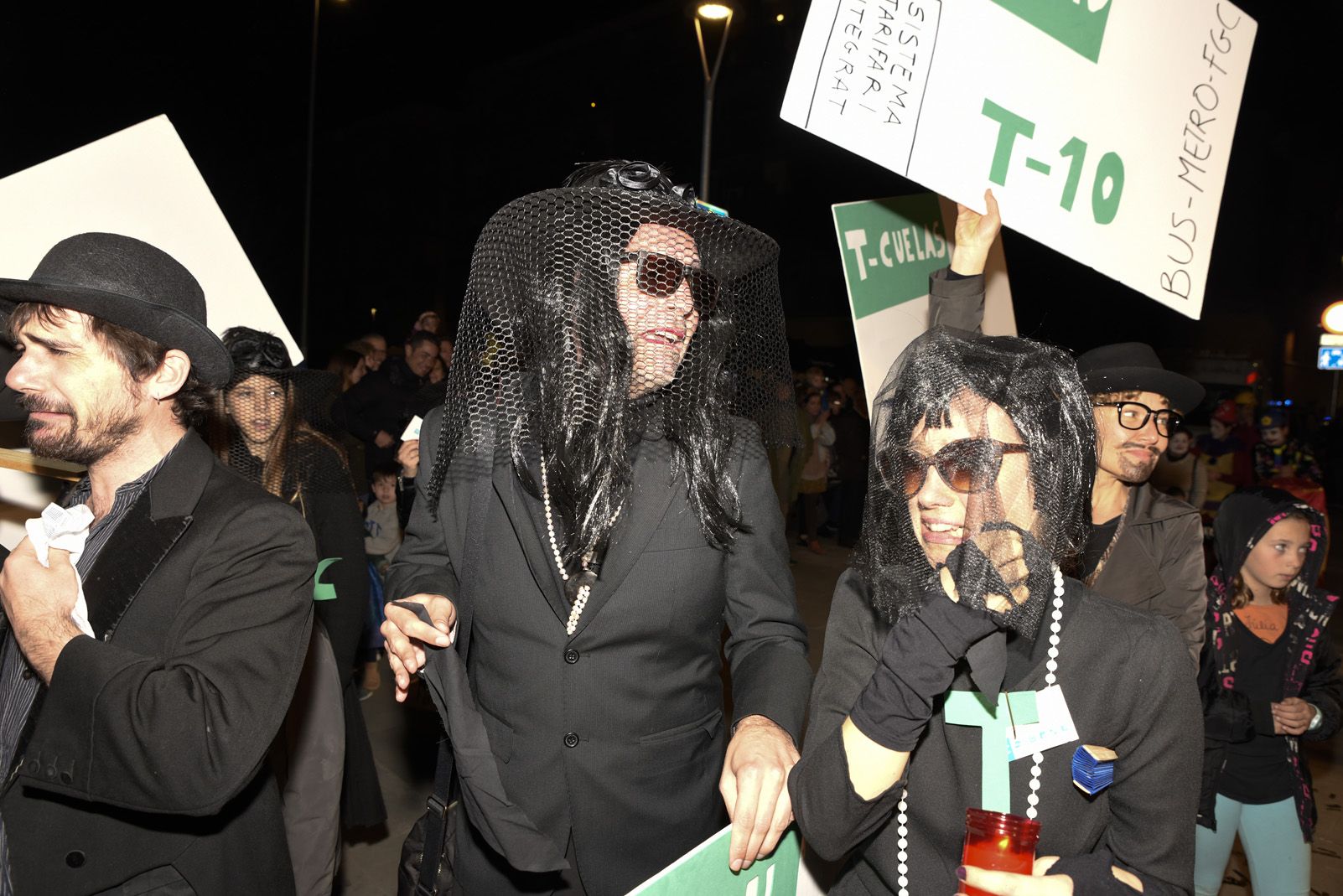 Rua de comparses infantil i adults de Carnaval. Foto: Bernat Millet.