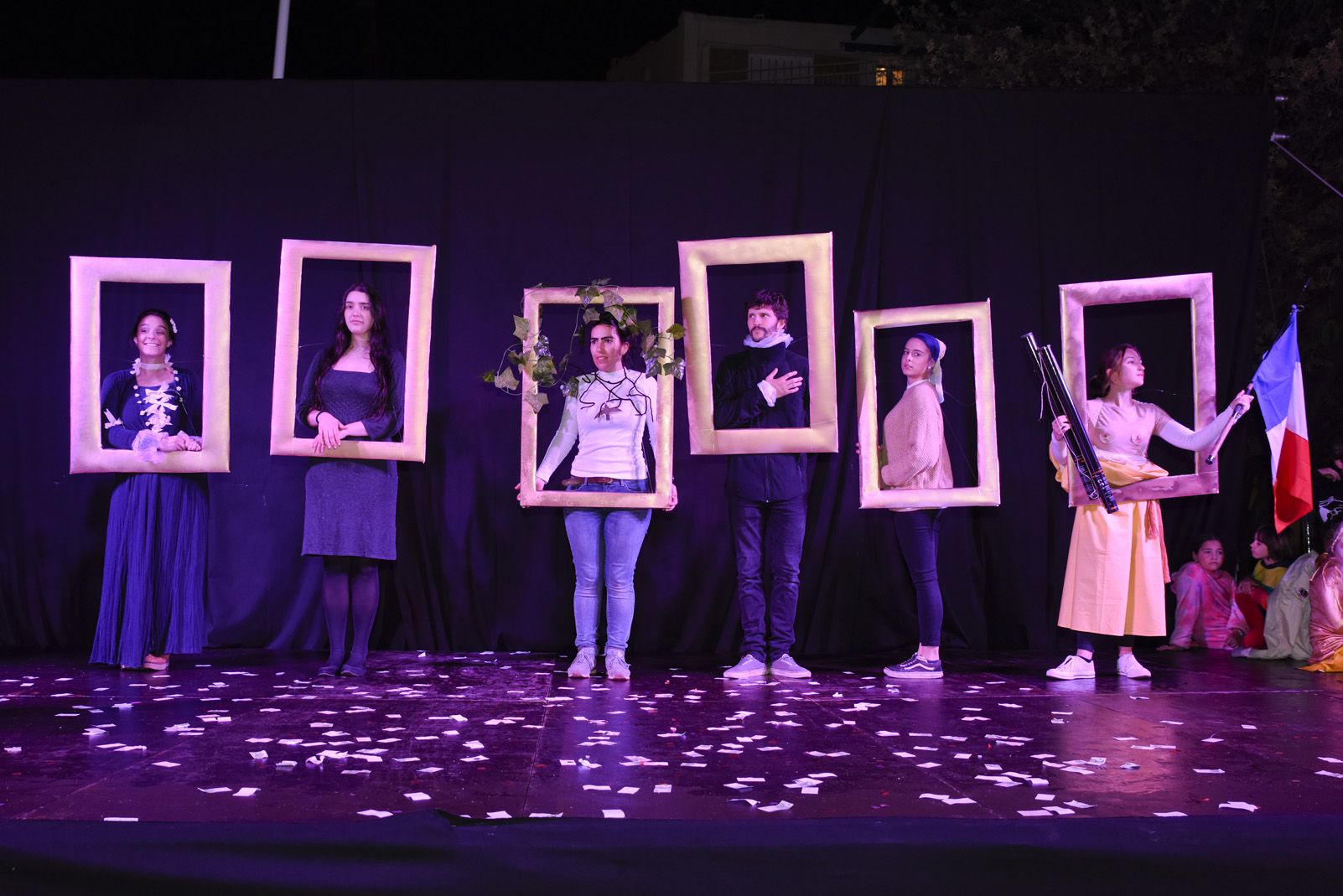 Rua de comparses infantil i adults de Carnaval. Foto: Bernat Millet.