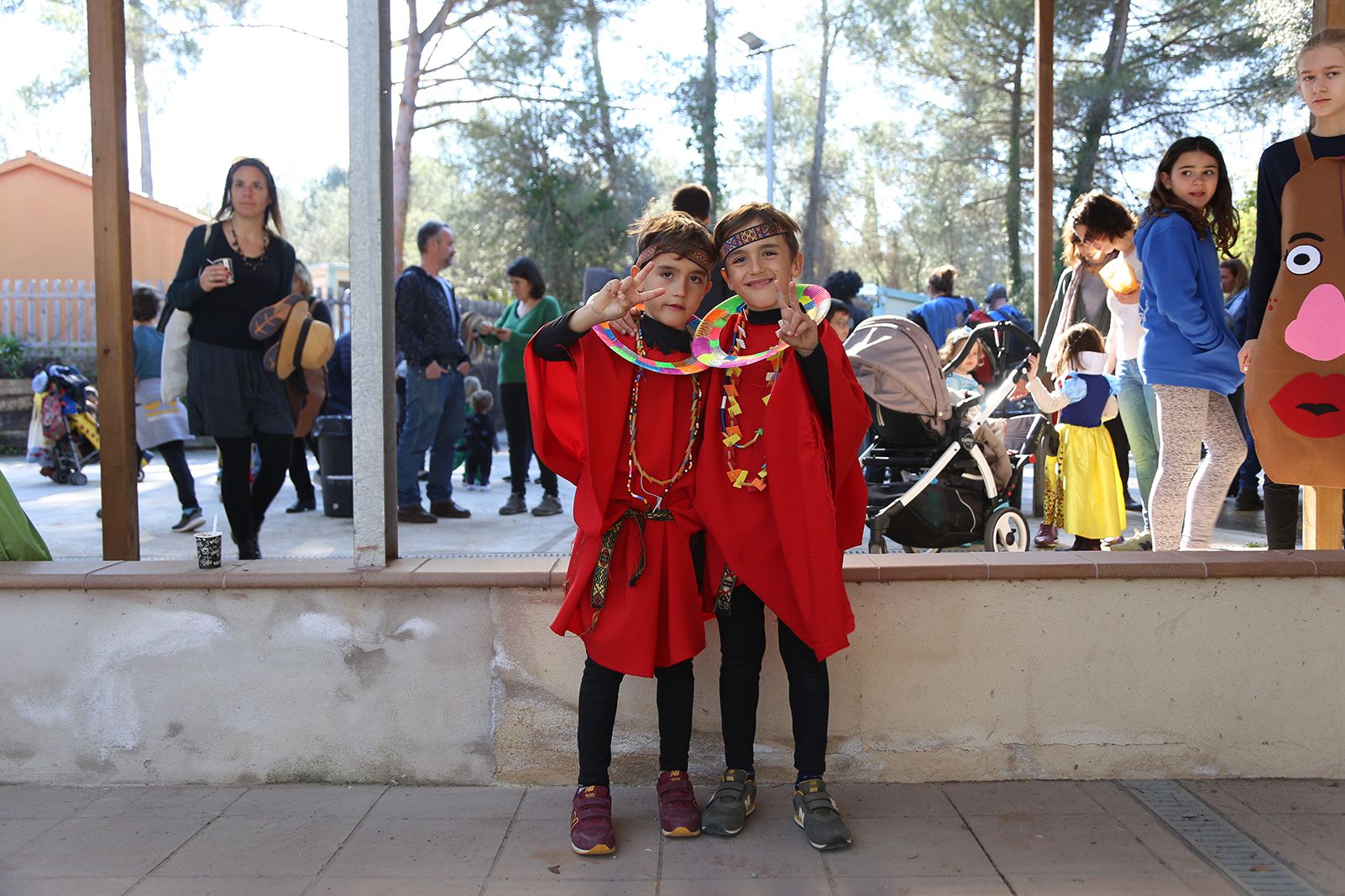 Disfresses en famiília a Valldoreix. FOTO: Anna Bassa