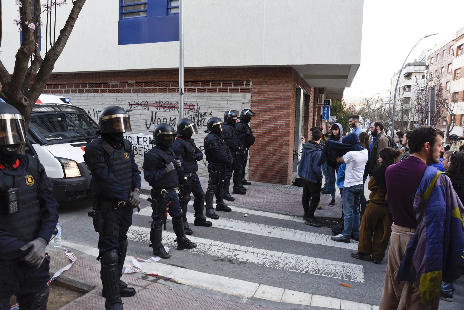 Okupació al carrer Vallès. Foto: Bernat Millet.