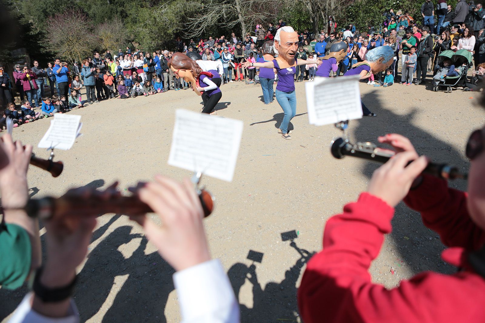 Ball de Caparrots a Sant Medir. FOTO: Artur Ribera