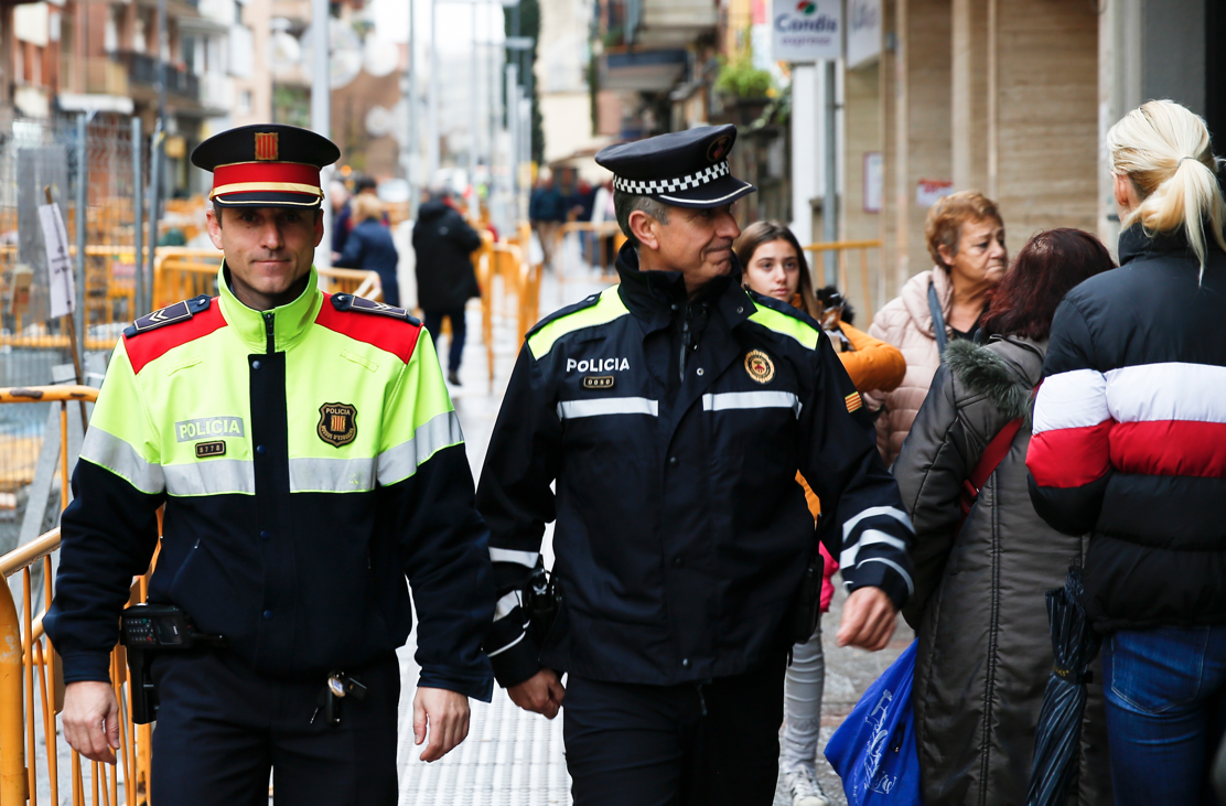 Mosso d'Esquadra i Policia Local a Sant Cugat FOTO: Arxiu