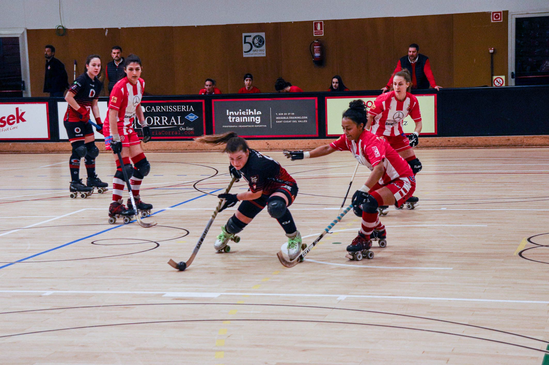 Hoquei patins femení PHC Sant Cugat contra Garatge Plana Girona. Foto: Esther Murphy.