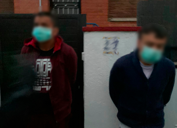 Fotografia de les dos persones detingudes. FOTO: Mossos d'Esquadra