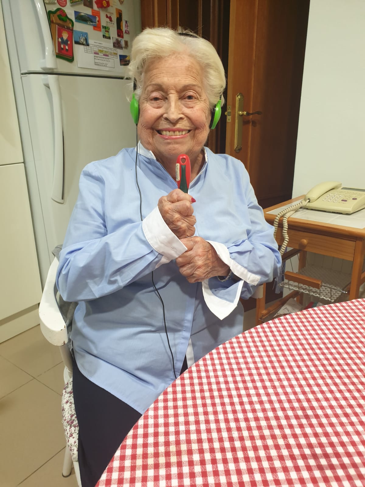 Cantant per pasar el temps.