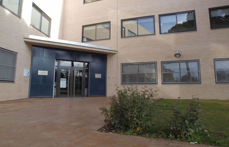 Accés al CAP Valldoreix. FOTO: Artur Ribera