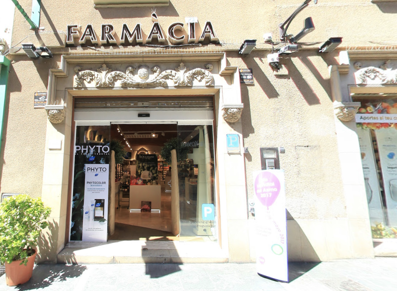 El sector farmacèutic santcugatenc se sent desprotegit i 