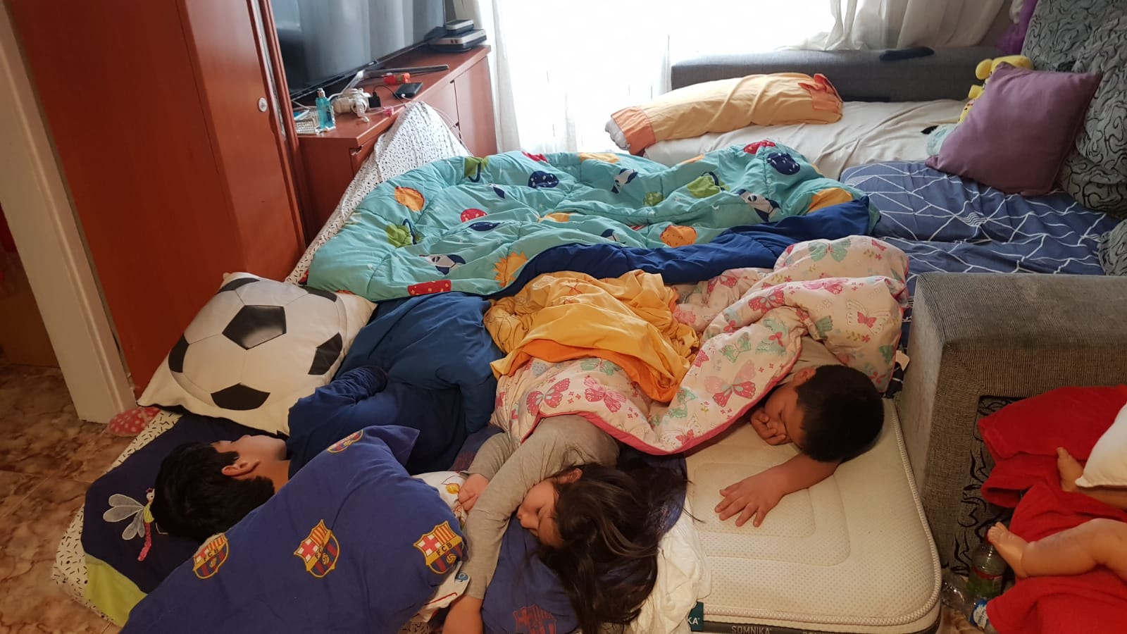 Nos fuimos de colonias al salón.