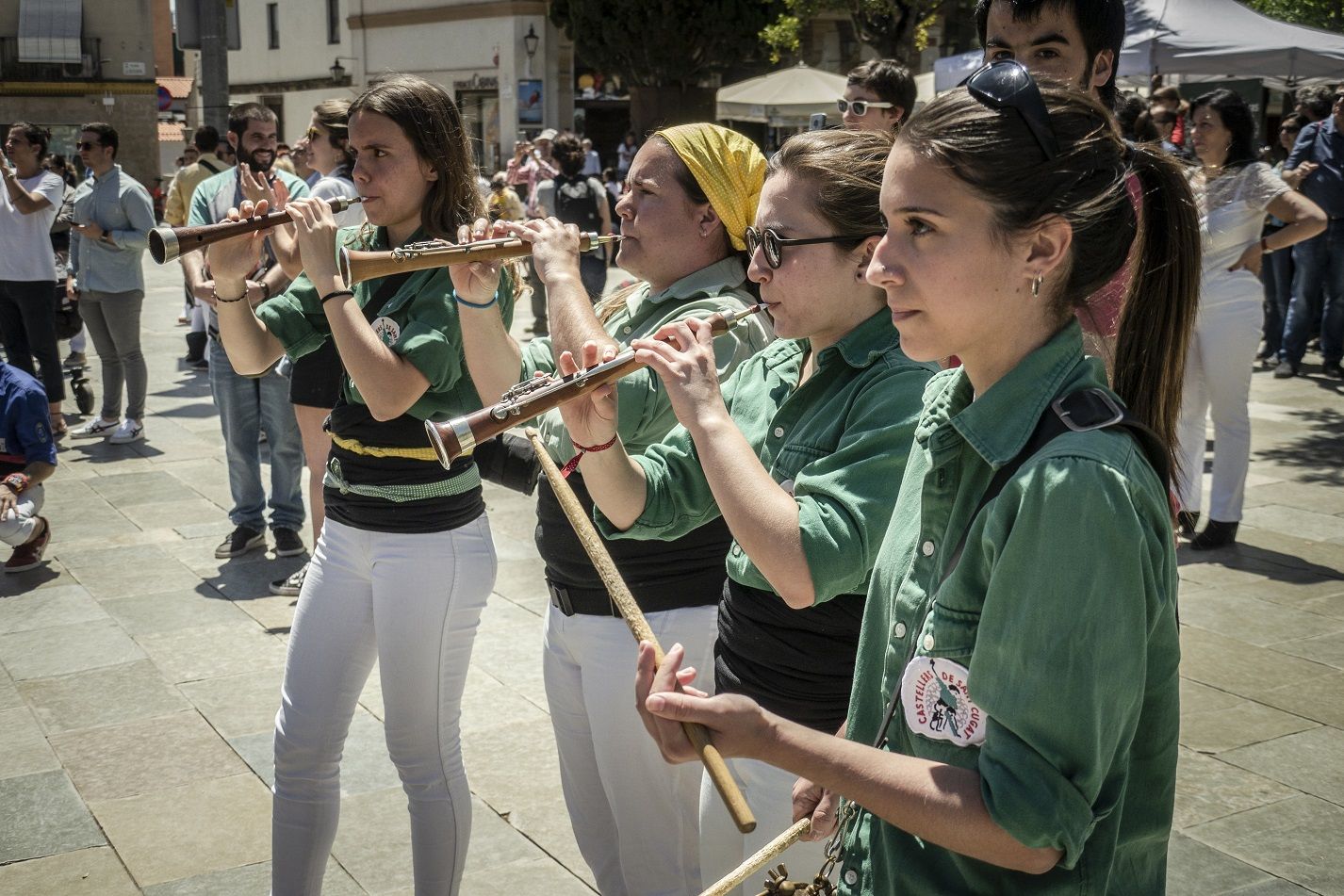 Actuació dels grallers dels Castellers de Sant Cugat. FOTO: Toni Curcó
