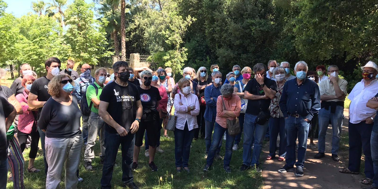Mobilització a La Floresta en defensa dels consultoris i l'atenció primària FOTO: Nielo Ballart