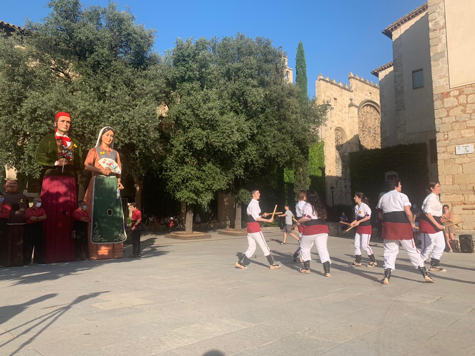 Per donar la benvinguda a l'exposició algunes entitats de cultura popular han actuat FOTO: Àgata Guinó 