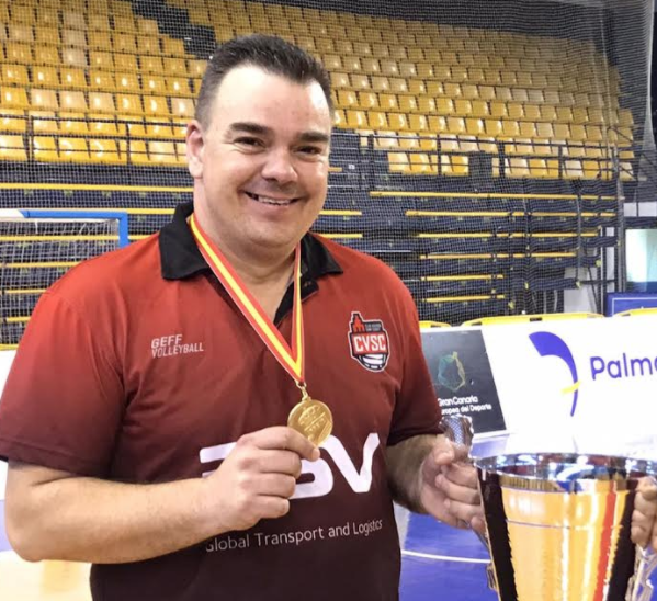Lucho Martín dirigirà un altre cop al sènior B del DSV Club Voleibol Sant Cugat. FOTO: Cedida