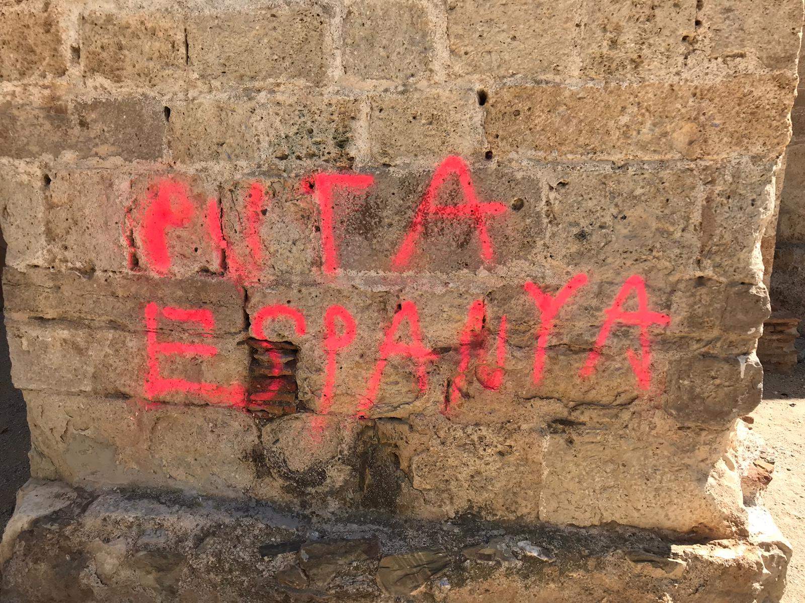 Pintades al Monestir FOTO: J.L. Silva 