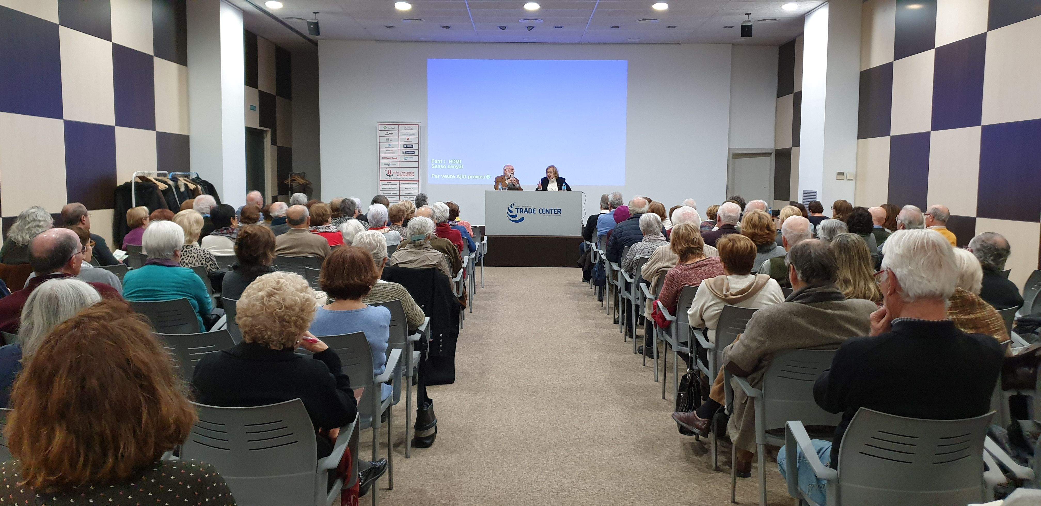 Una de les activitats del darrer curs de l'Aula d'Extensió Universitària per a la Gent Gran. FOTO: Cedida