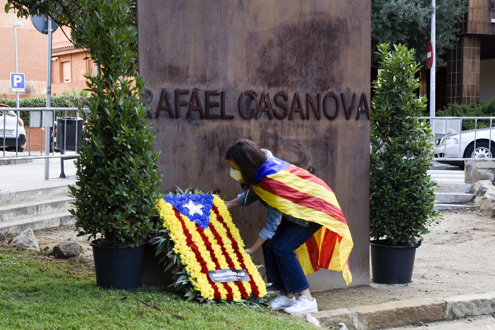  Ofrena floral de l'Assemblea Nacional Catalana al monument de Rafael Casanova. Foto: Bernat Millet.