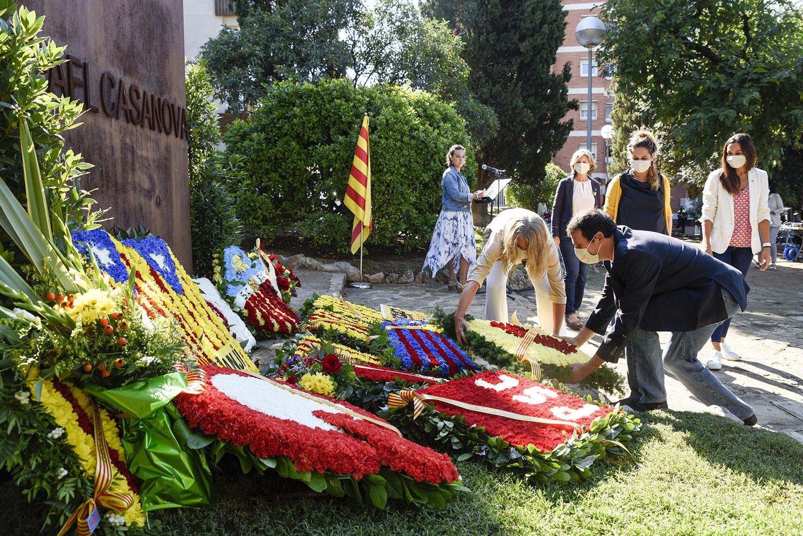 Ofrena Institucional al monument de Rafael Casanova. Foto: Bernat Millet.