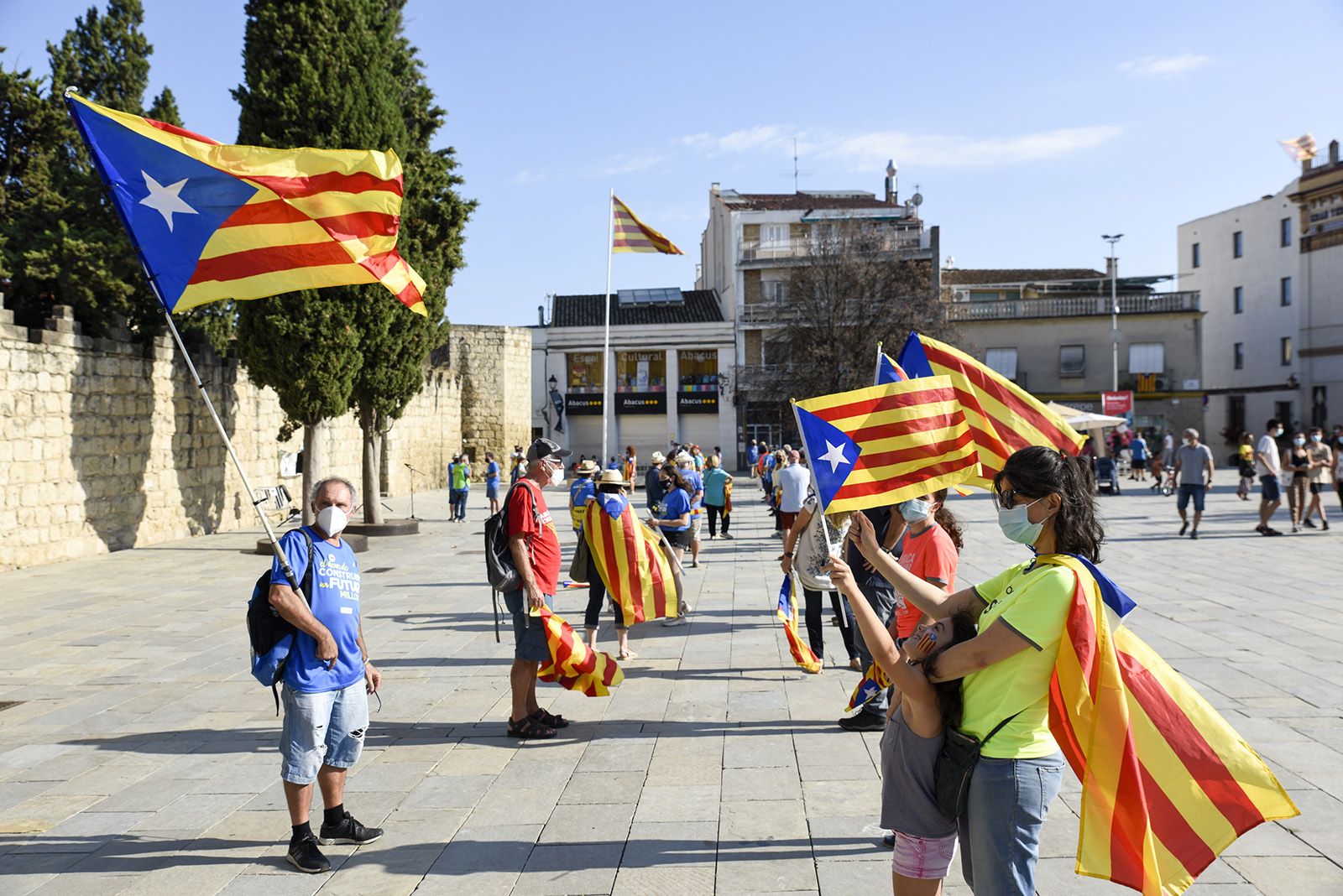 La Via Santcugatenca encercla el Monestir. Foto: Bernat Millet.