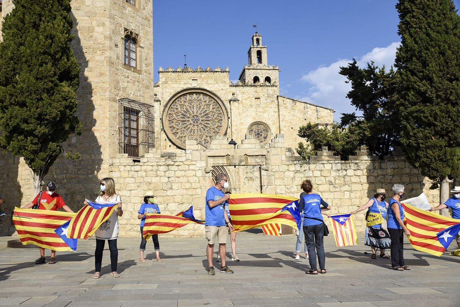 La Via Santcugatenca encercla el Monestir. Foto: Bernat Millet.