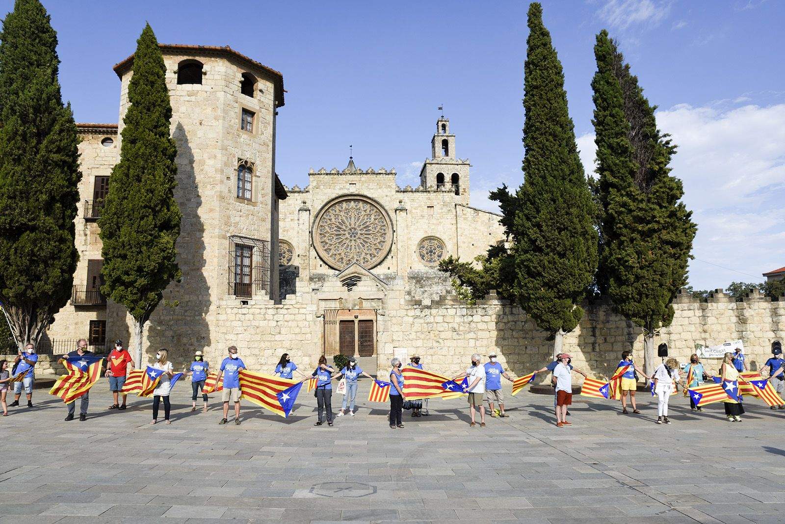 La Via Santcugatenca encercla el Monestir. Foto: Bernat Millet.