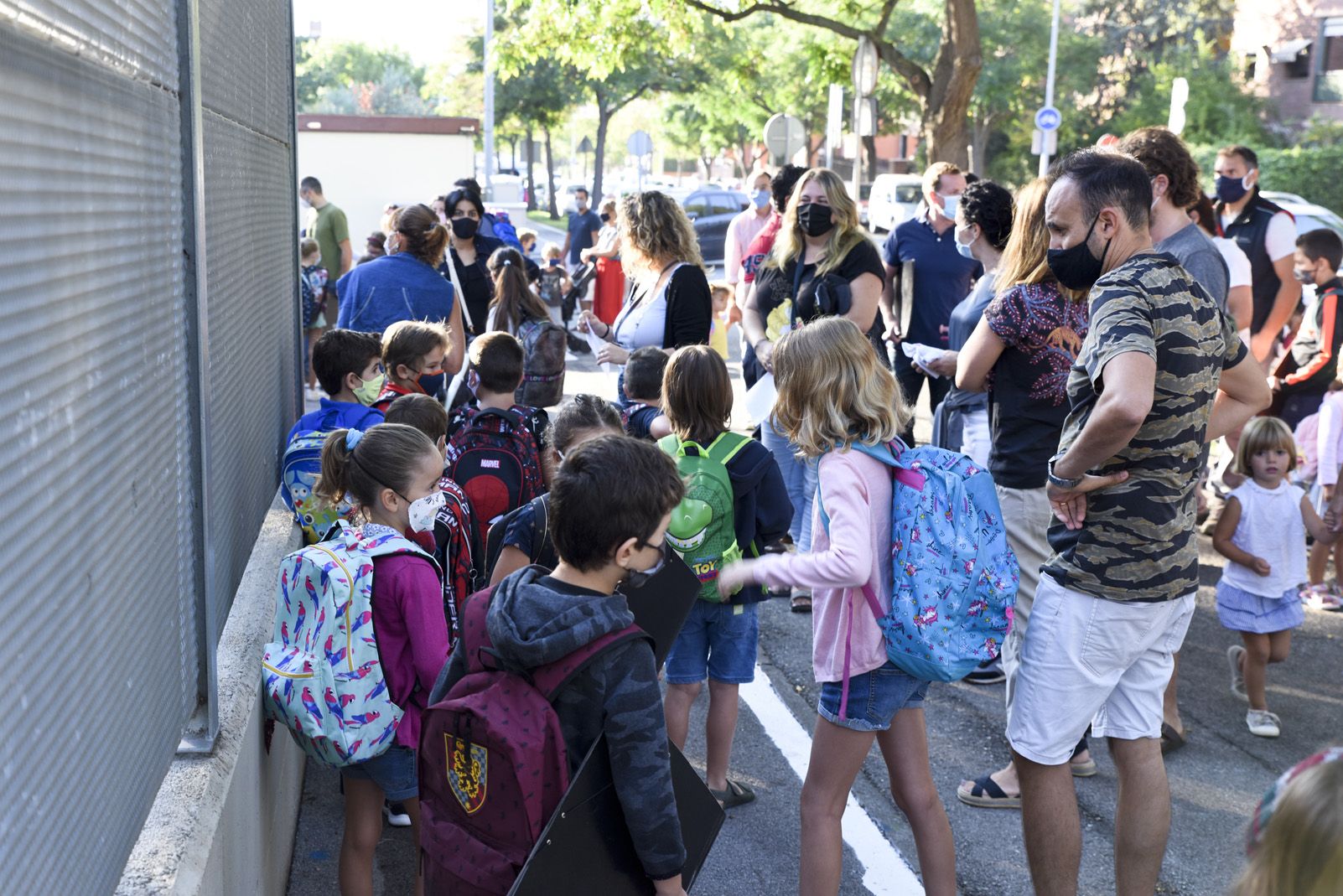 1er dia d'escola després de sis mesos al CEIP Gerbert d'Orlhac. Foto: Bernat Millet.