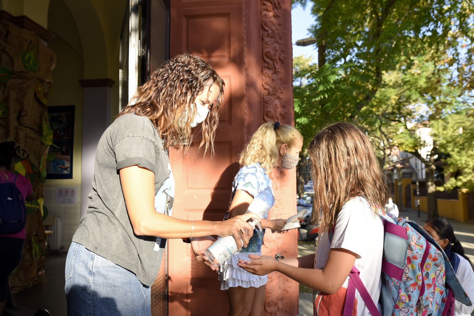 1er dia d'escola després de sis mesos a l'Escola Joan Maragall. Foto: Bernat Millet.