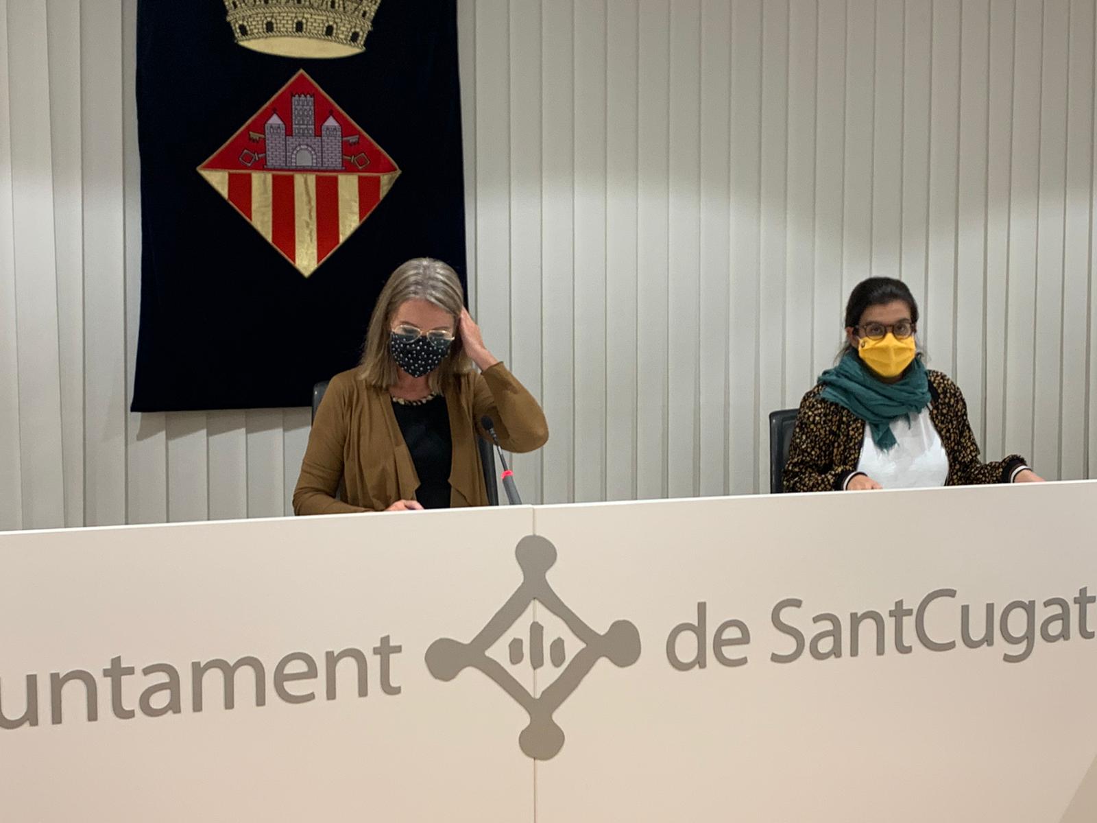 L'alcaldessa, Mireia Ingla i la tinenta d'Alcaldia, Esther Madrona, en roda de premsa. FOTO: Ferran Mitjà