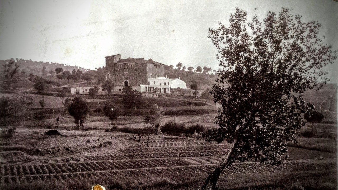 Imatges antigues de la masia de Torre Negra. FOTOS: Cedides per la família
