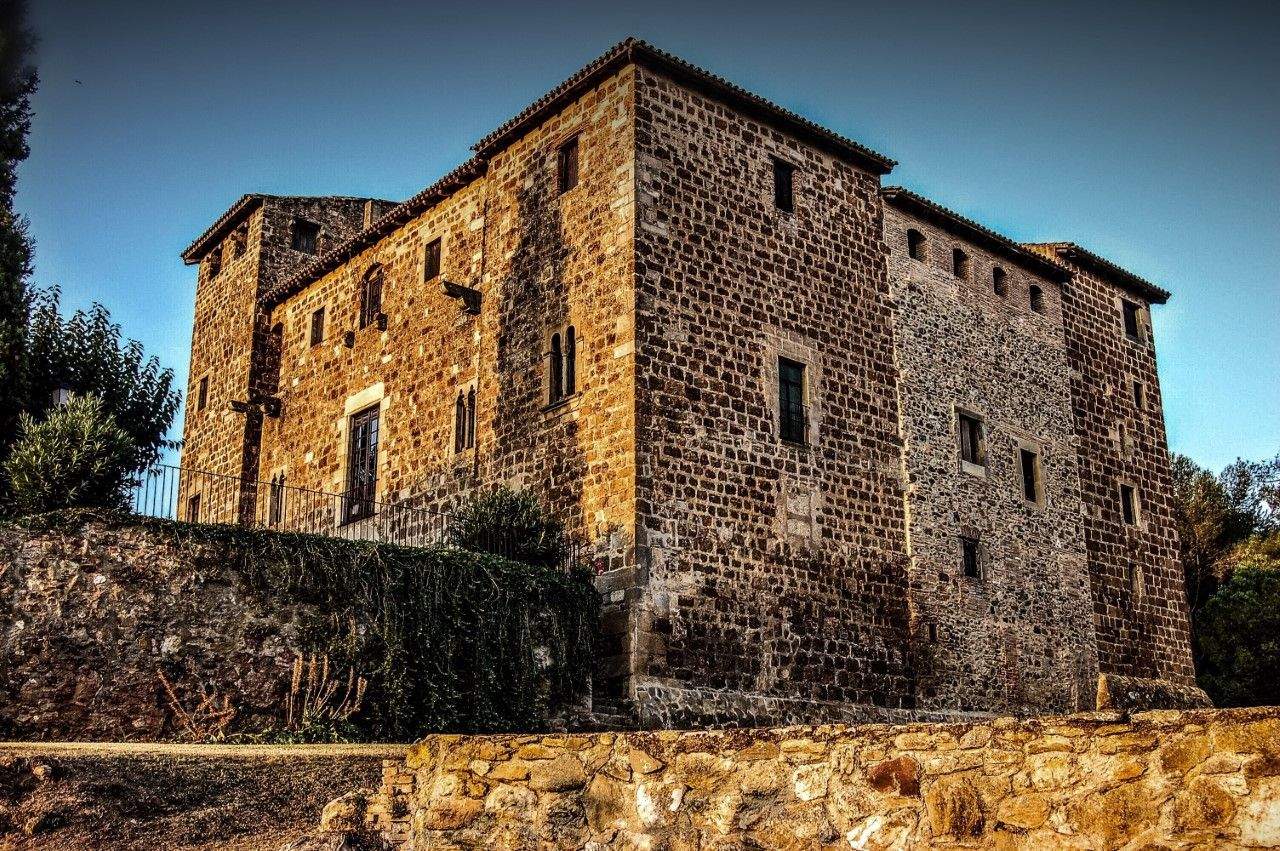 Imatges antigues de la masia de Torre Negra. FOTOS: Cedides per la família