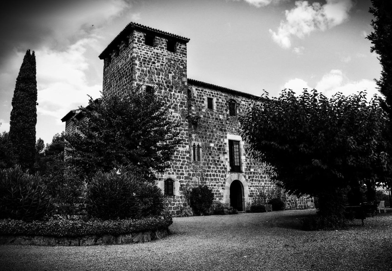 Imatges antigues de la masia de Torre Negra. FOTOS: Cedides per la família