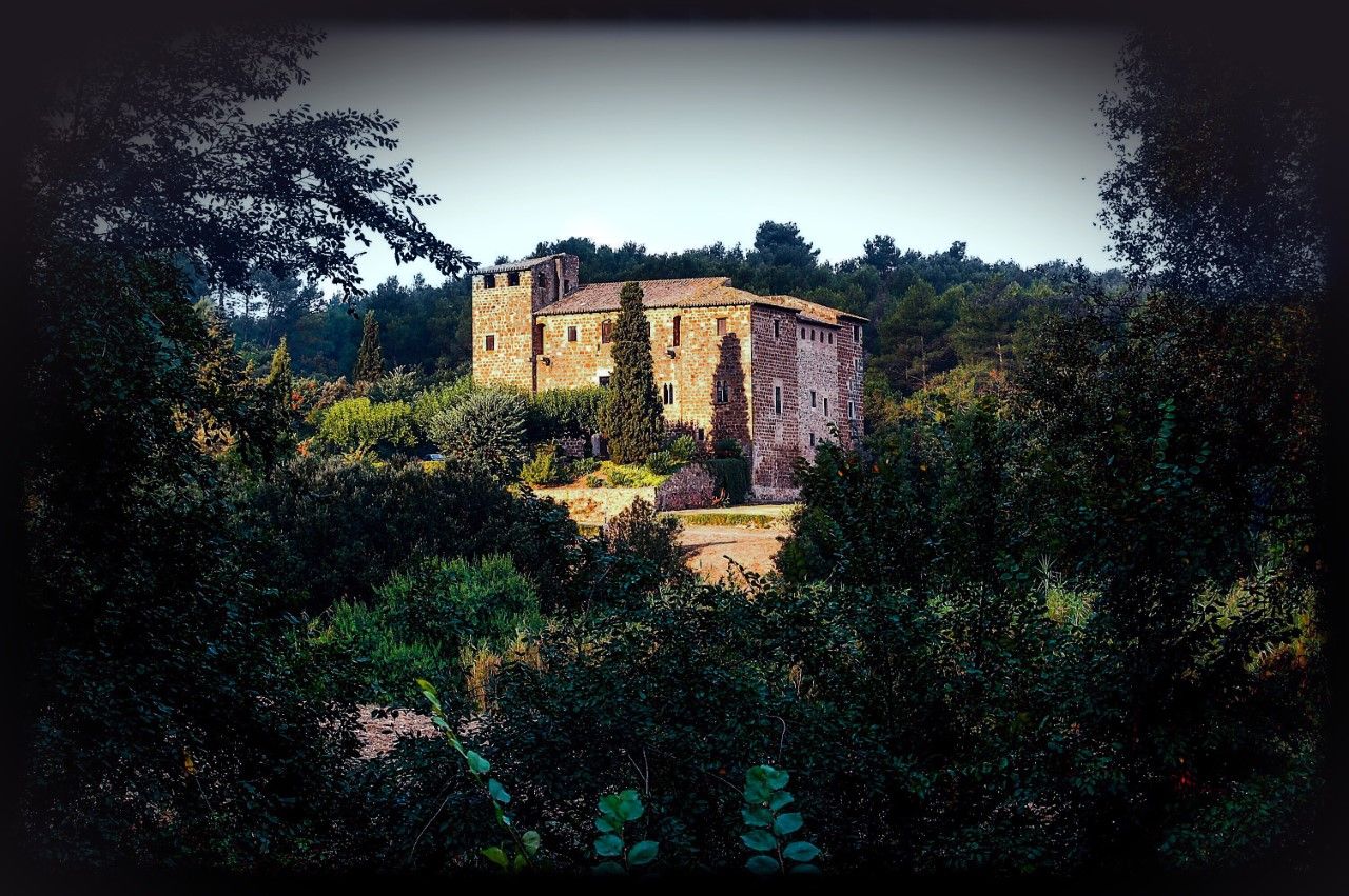 Imatges antigues de la masia de Torre Negra. FOTOS: Cedides per la família