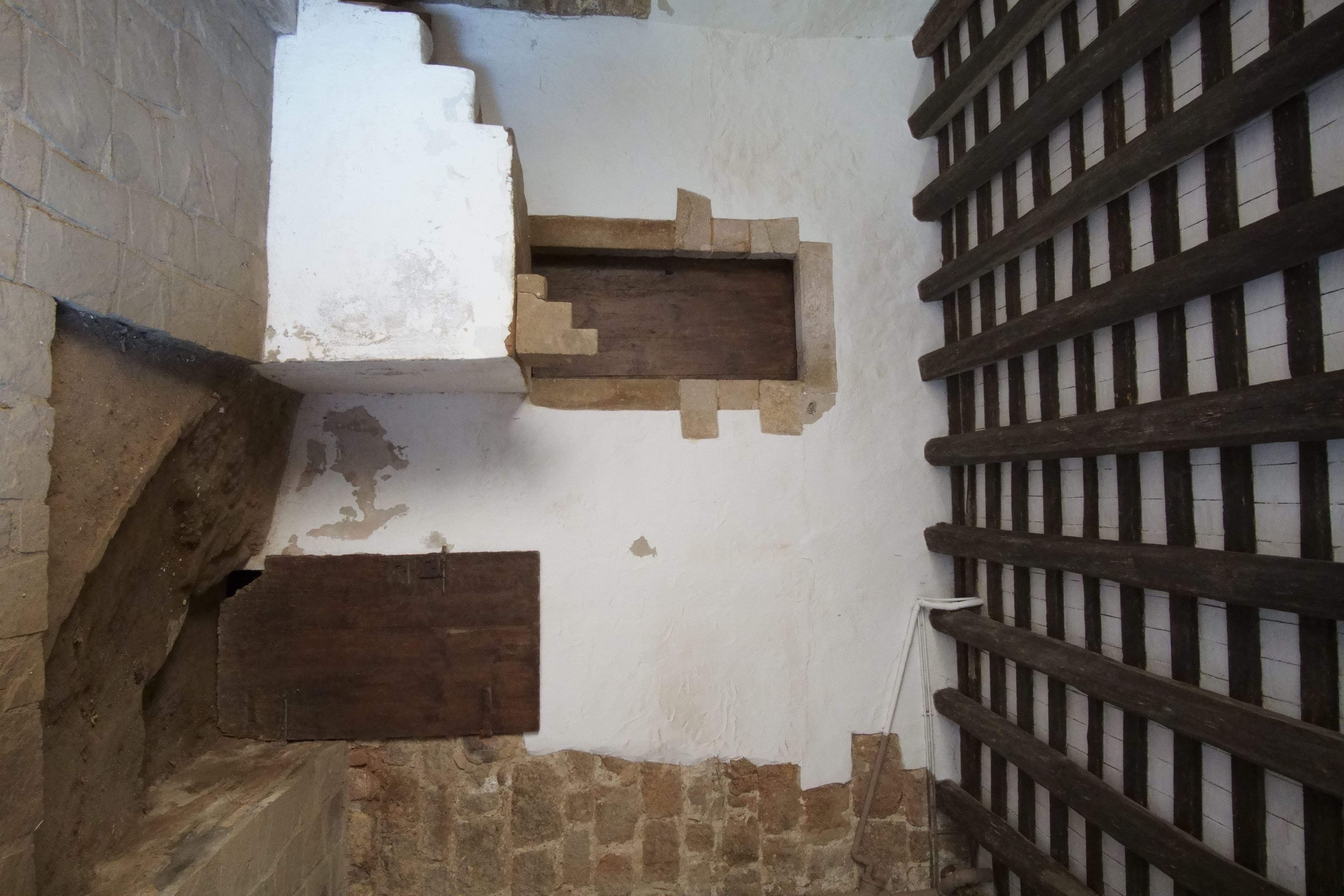 La masia de Torre Negra, des de diferents angles. FOTOS: Quim Llop