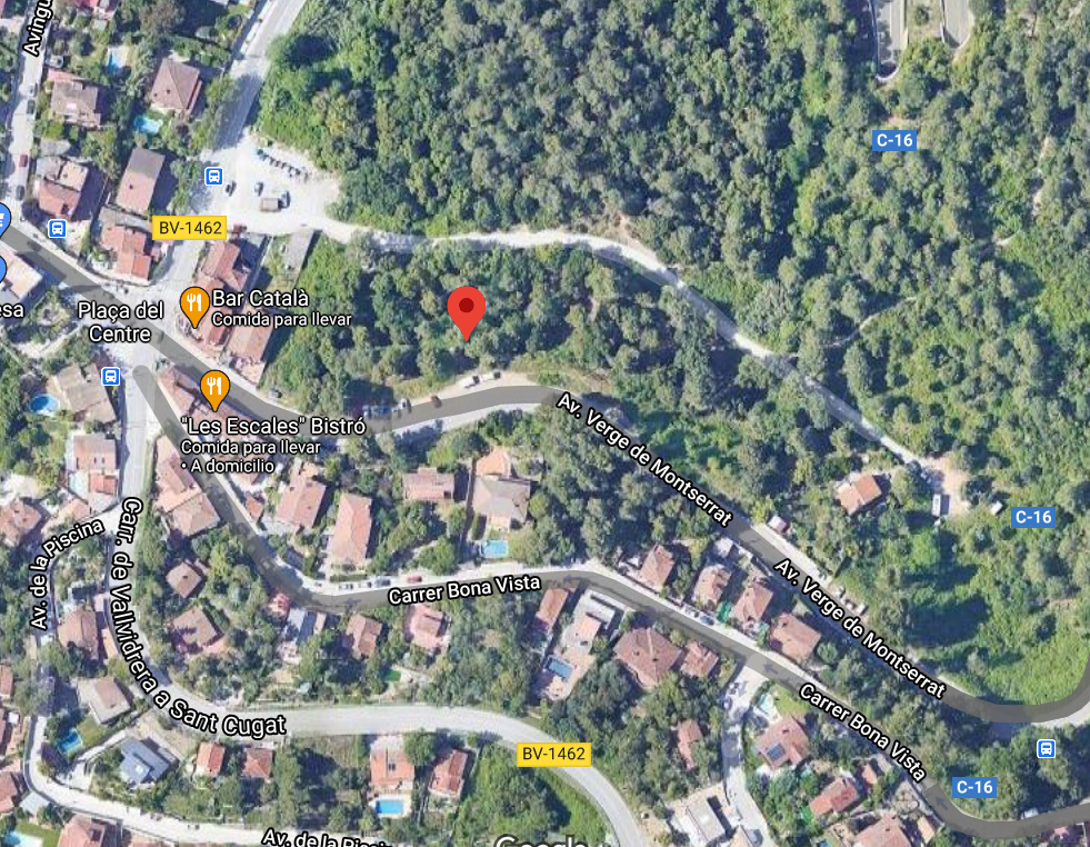 Els terrenys estan a l'avinguda Verge de Montserrat, a tocar de la plaça del Centre FOTO: Google Maps